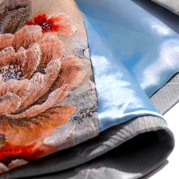 ♥️NWT Stunning Jaquard Embroidery  Beads, Coat. L - Picture 4 of 14